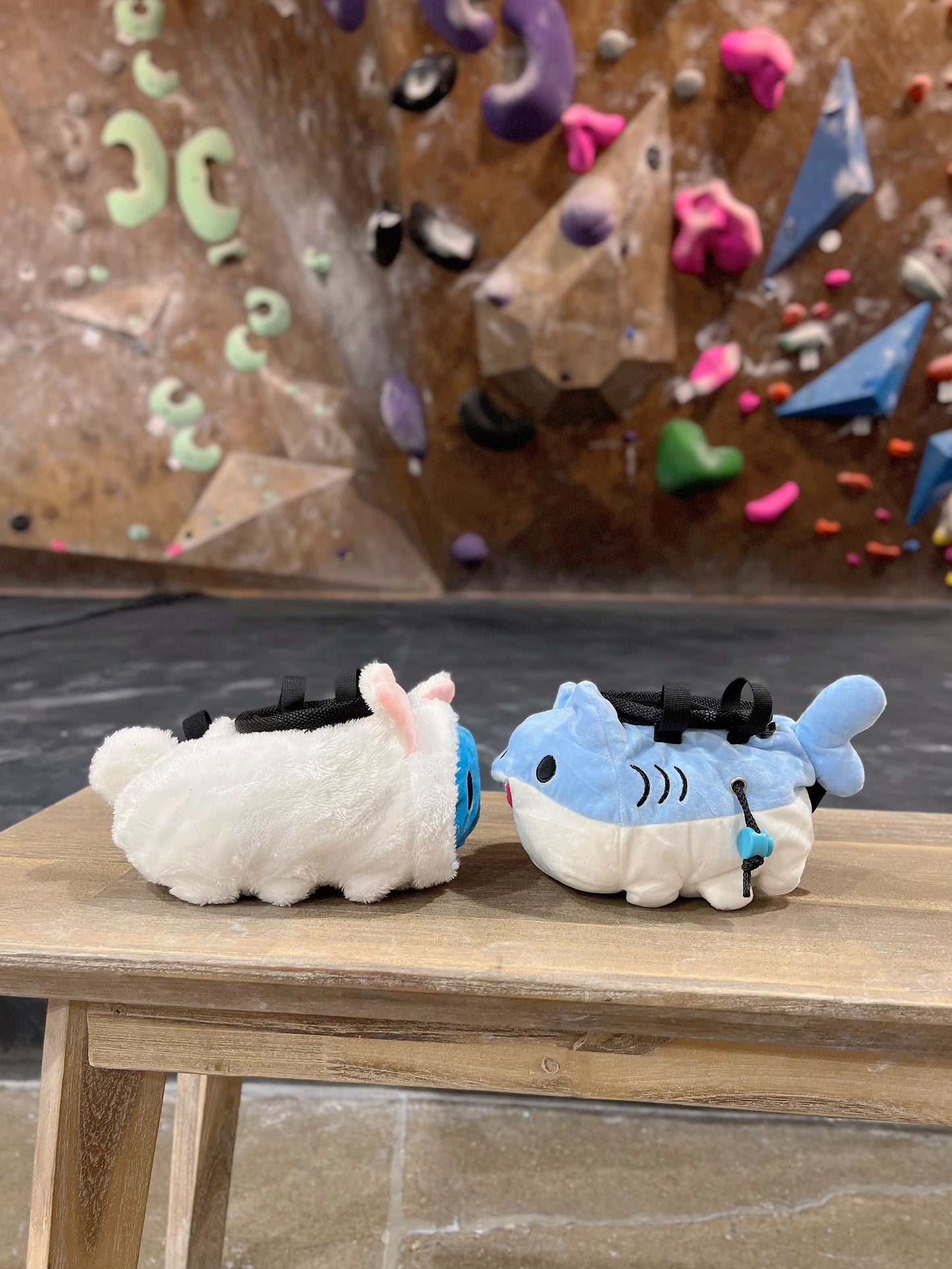 bugcat capoo anime plush rock climbing cute chalk bag pokemon