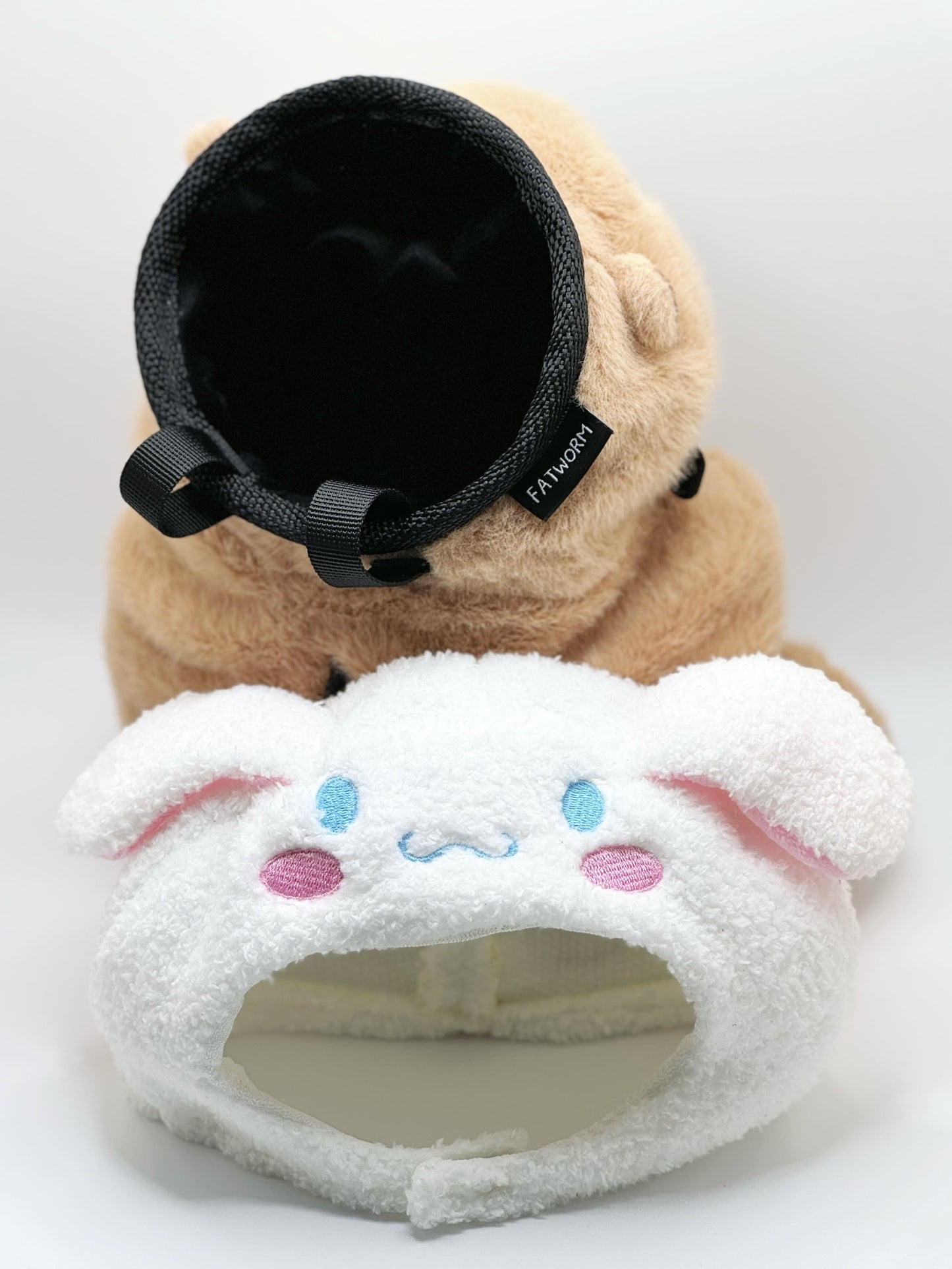 Capybara Cinnamoroll chalk bag cute plush anime rock climbing bouldering fatworm