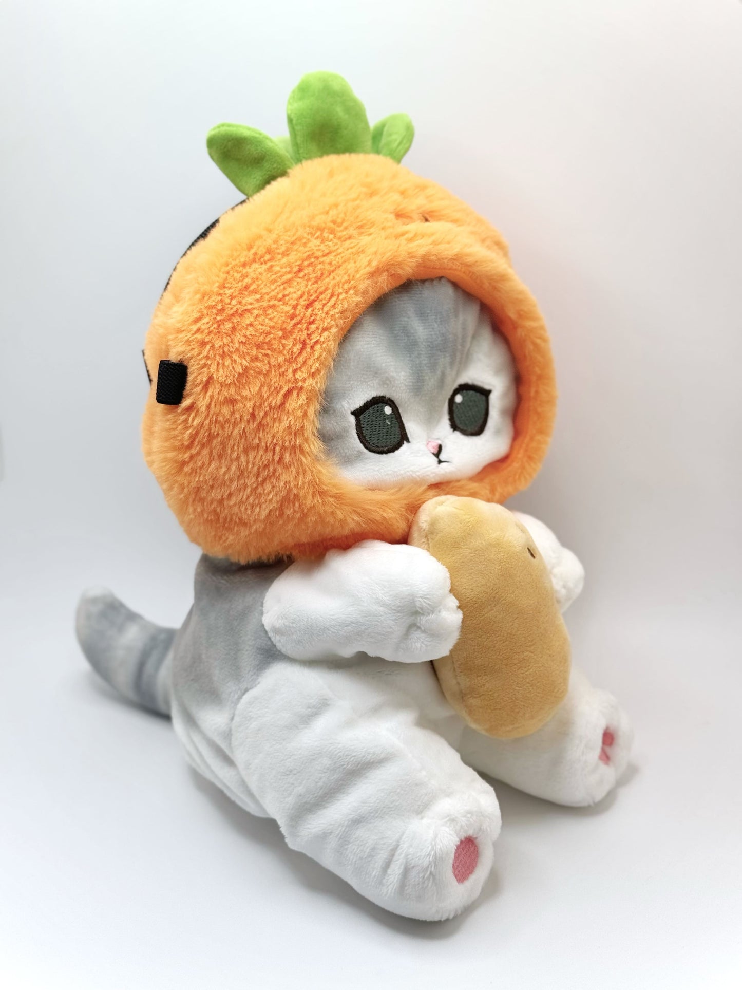 Climbing plush chalk bag – handmade Mofusand persimmon peanut anime gear by Fatworm, perfect for bouldering and rock climbing