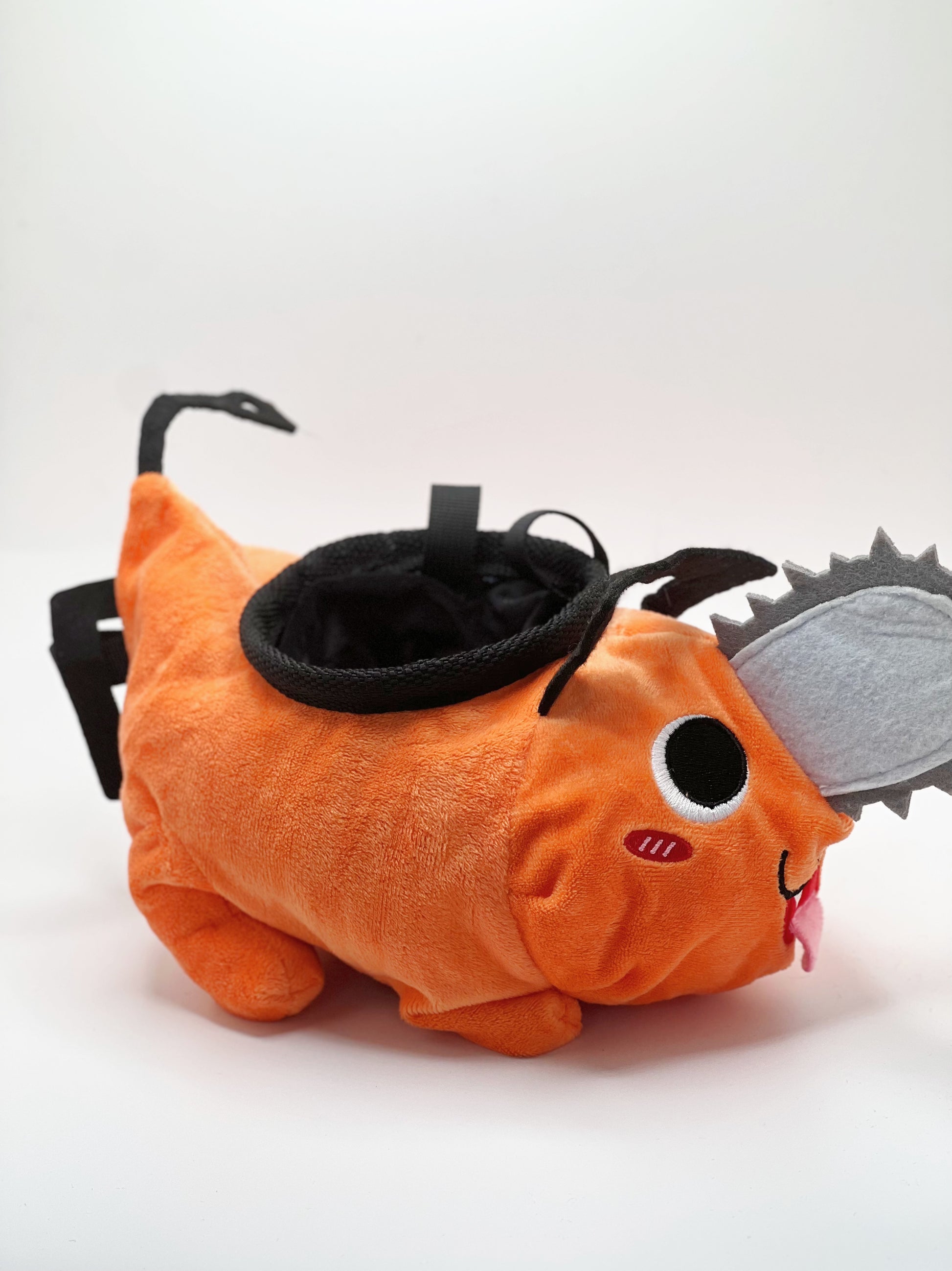 Chainsaw Man anime Pochita plush chalk bag for rock climbing