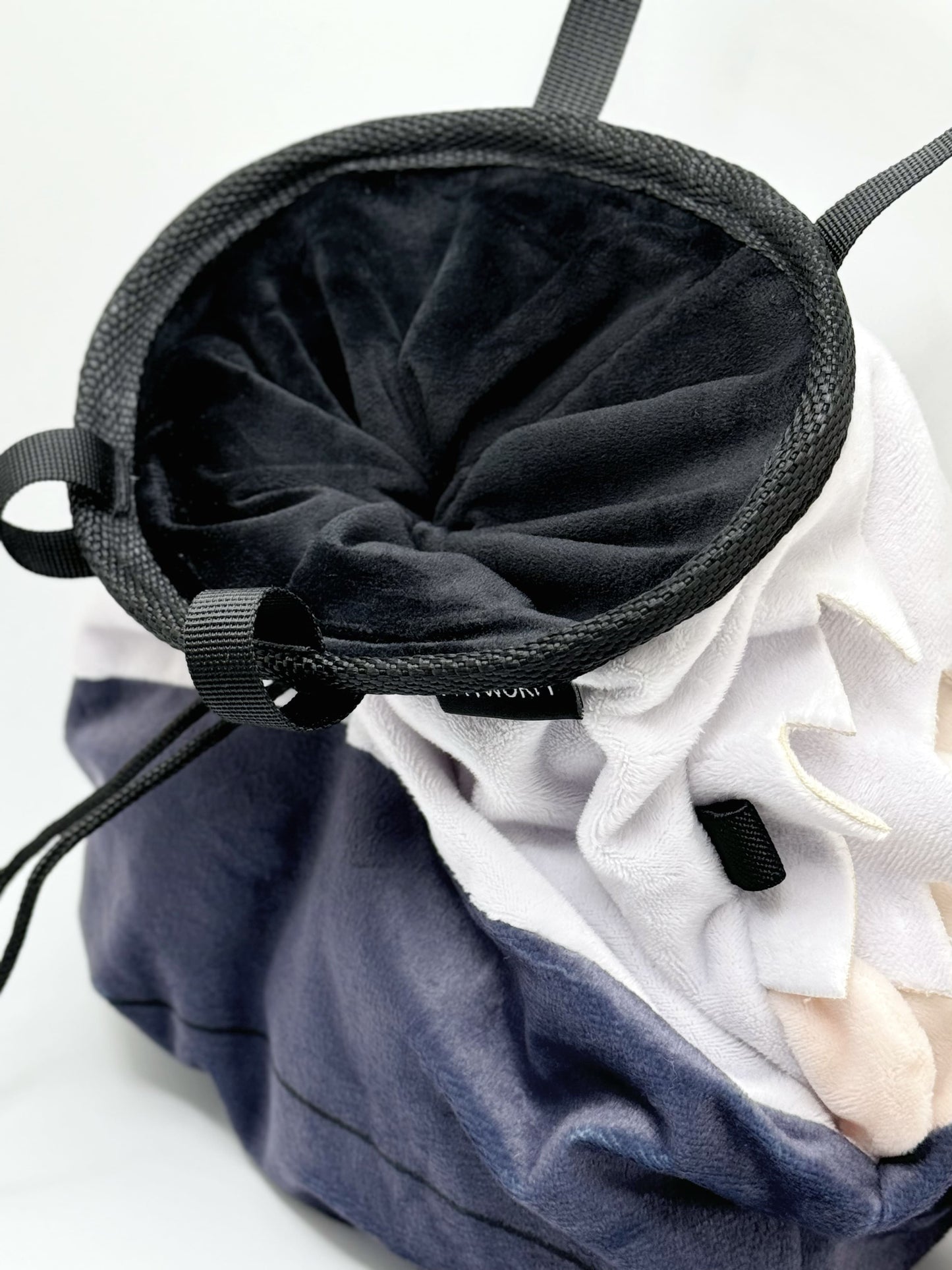 Jujutsu Kaisen Gojo chalk bag chalk bucket climbing cute handmade fatworm anime plush sunglasses