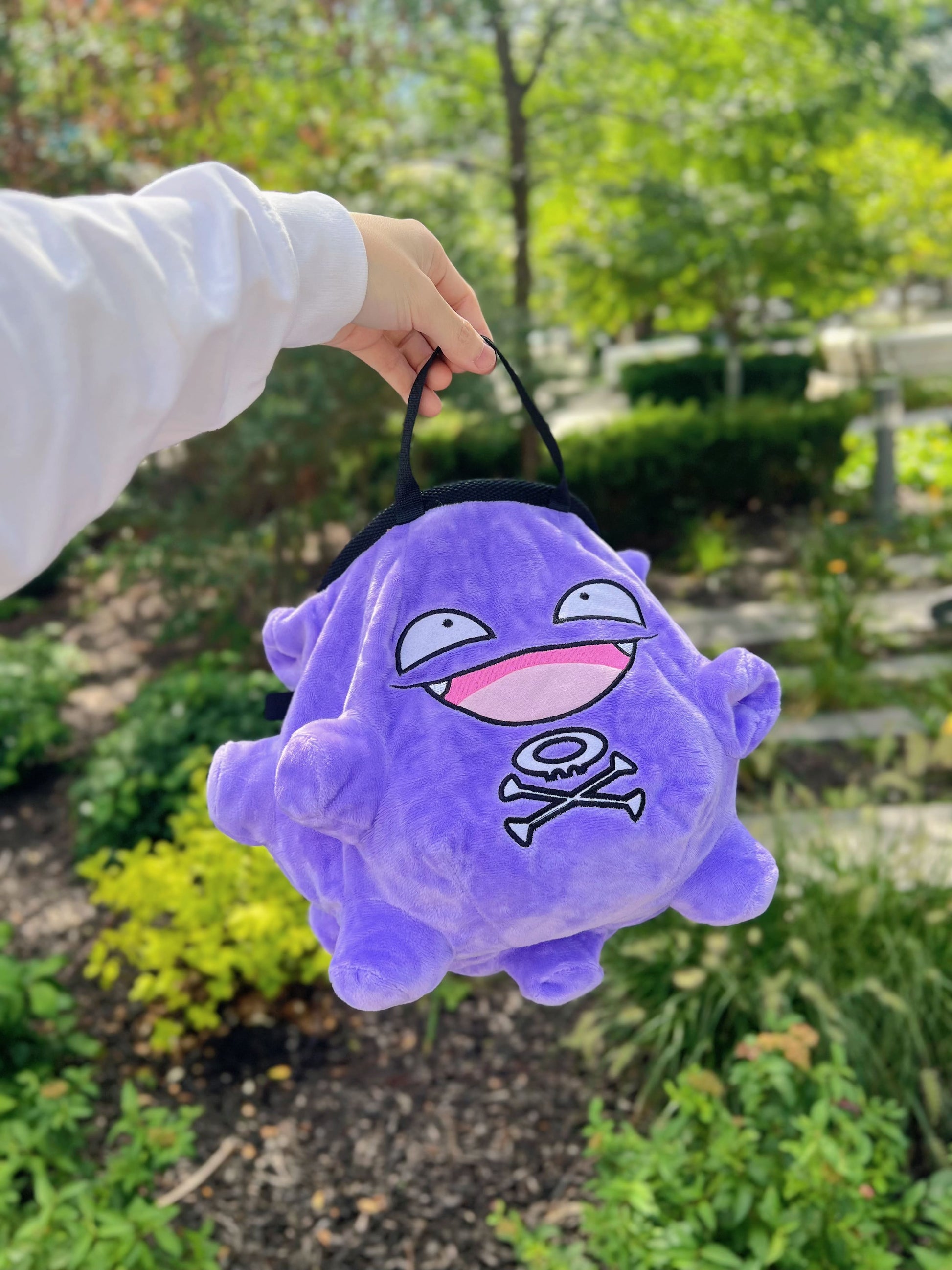 cute anime plush pokemon koffing climbing chalk bag chalk bucket