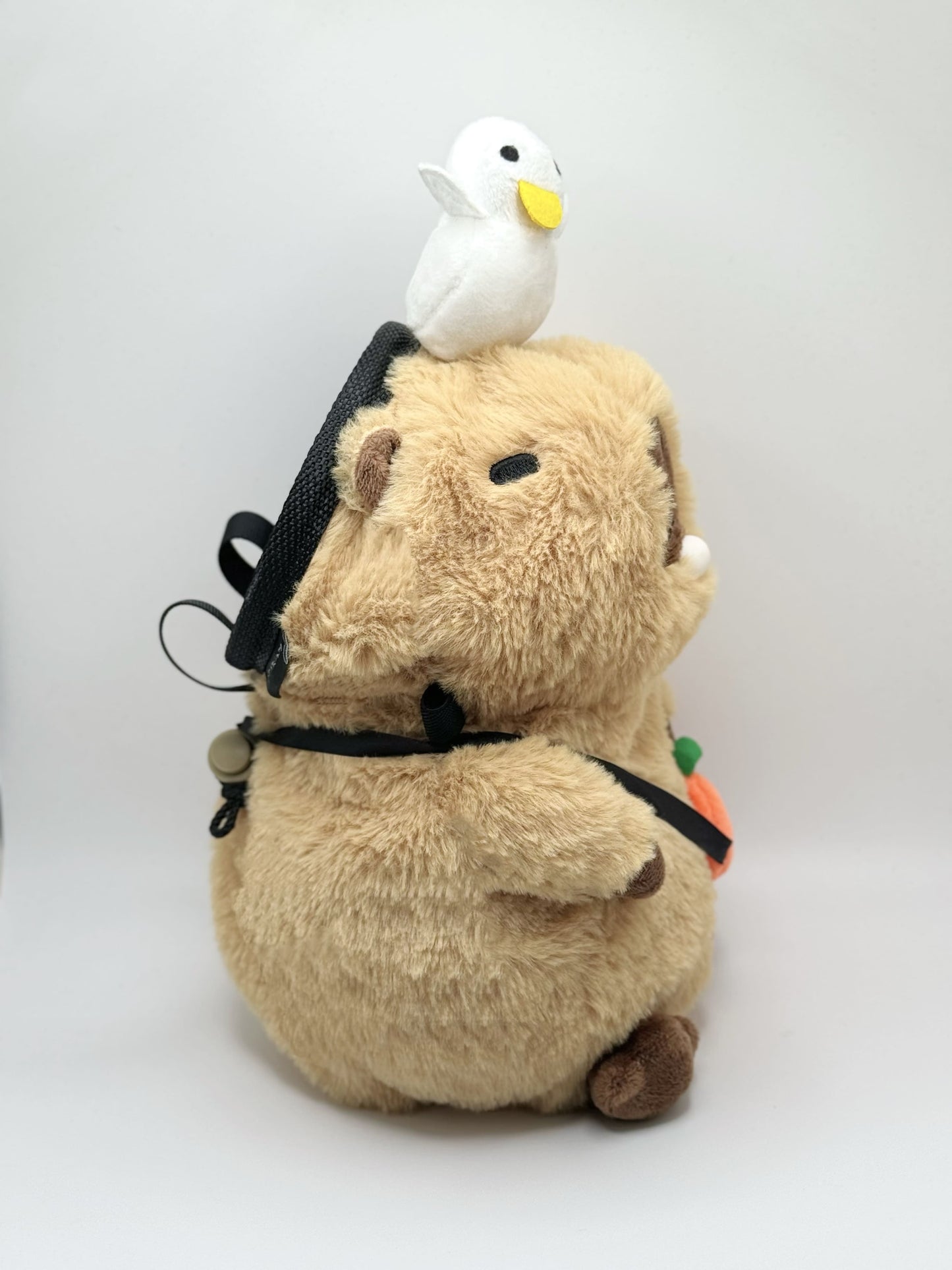 squeaky happy standing capybara bubble gum climbing chalk bag cute bouldering rock climbing faworm