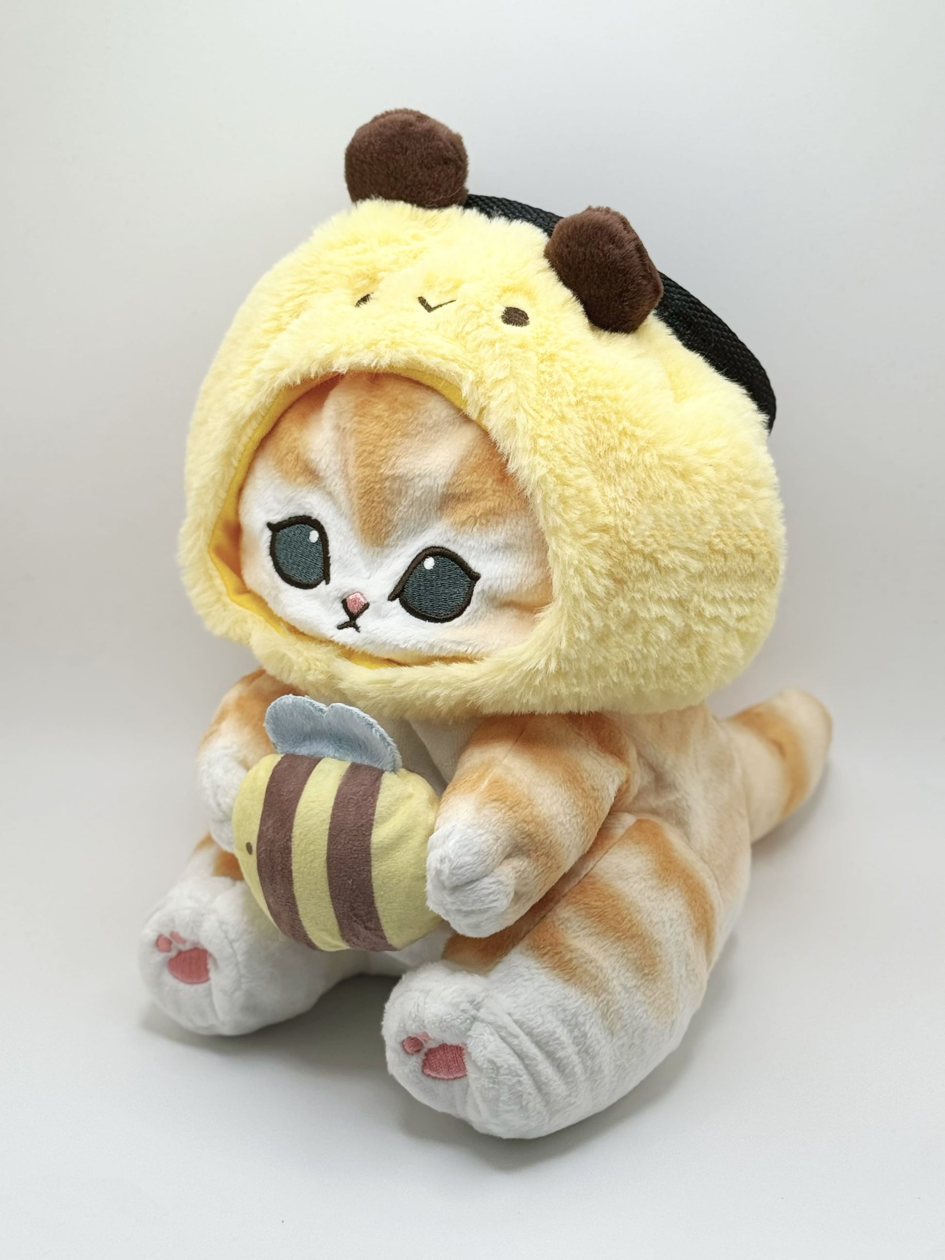 mofusand bee cat climbing chalk bag anime plush fatworm animal bouldering