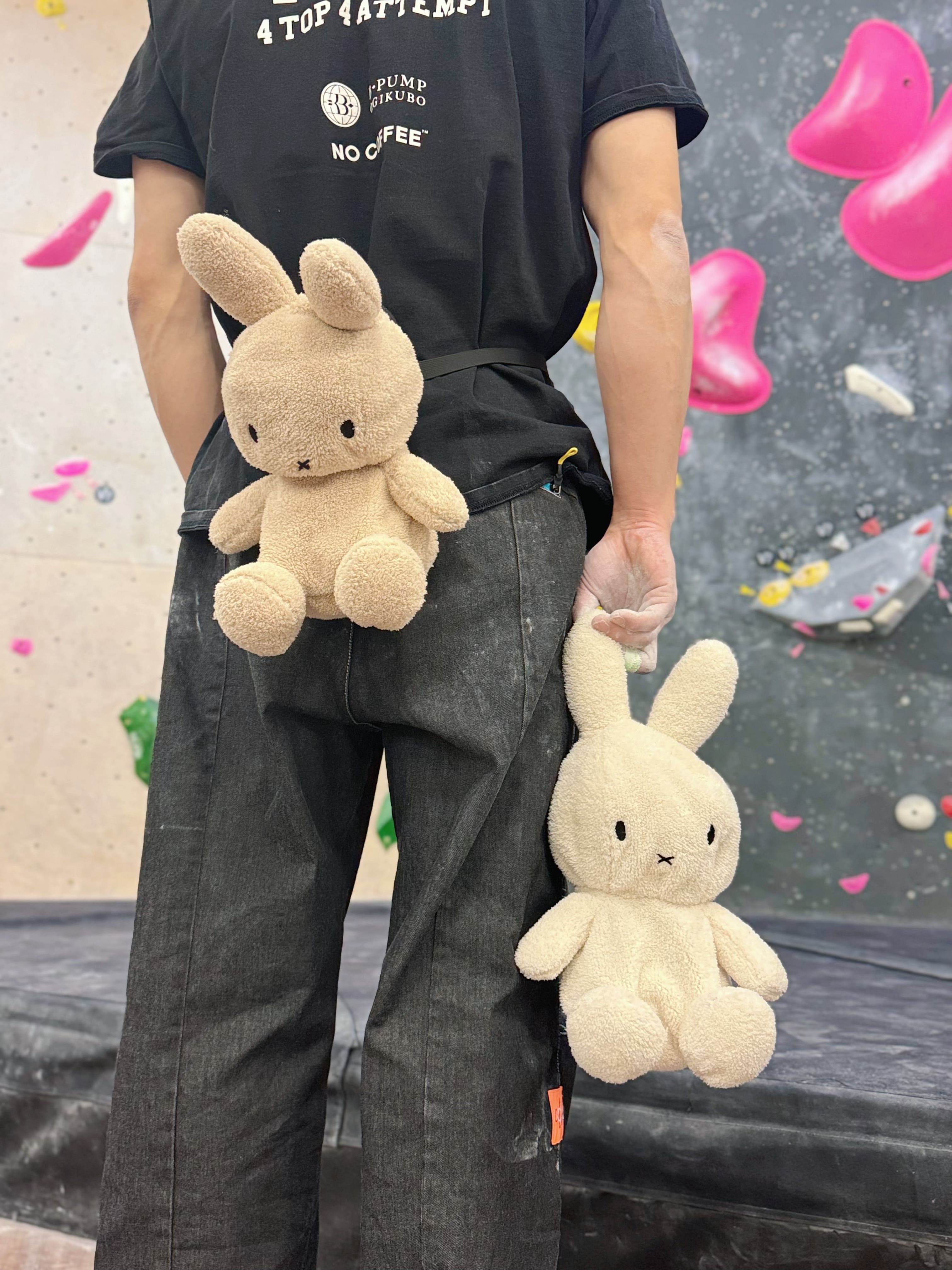 bunny_climbing_gym_wear.jpg?v=
