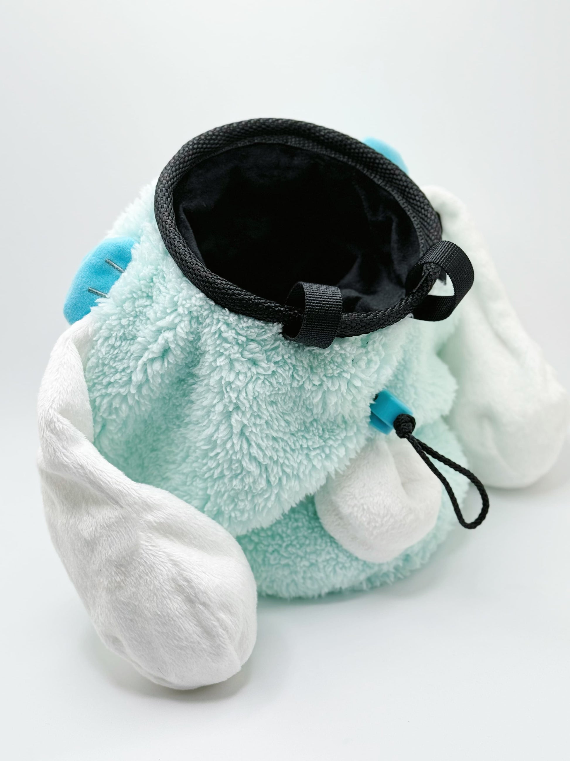 Fatworm Cinnamoroll Hangyodon Chalk Bag climbing bouldering plush cute anime