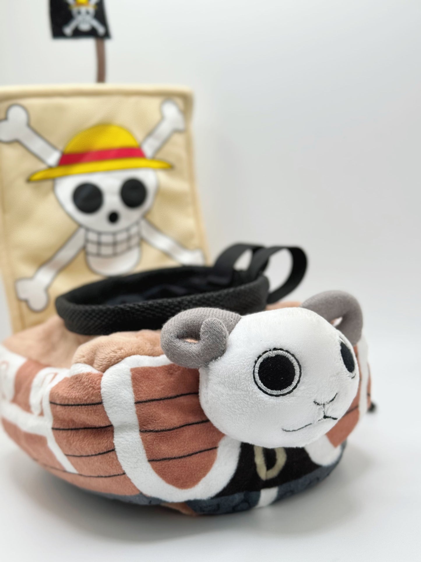 anime plush One piece luffy going merry rock climbing chalk bag cute chopper