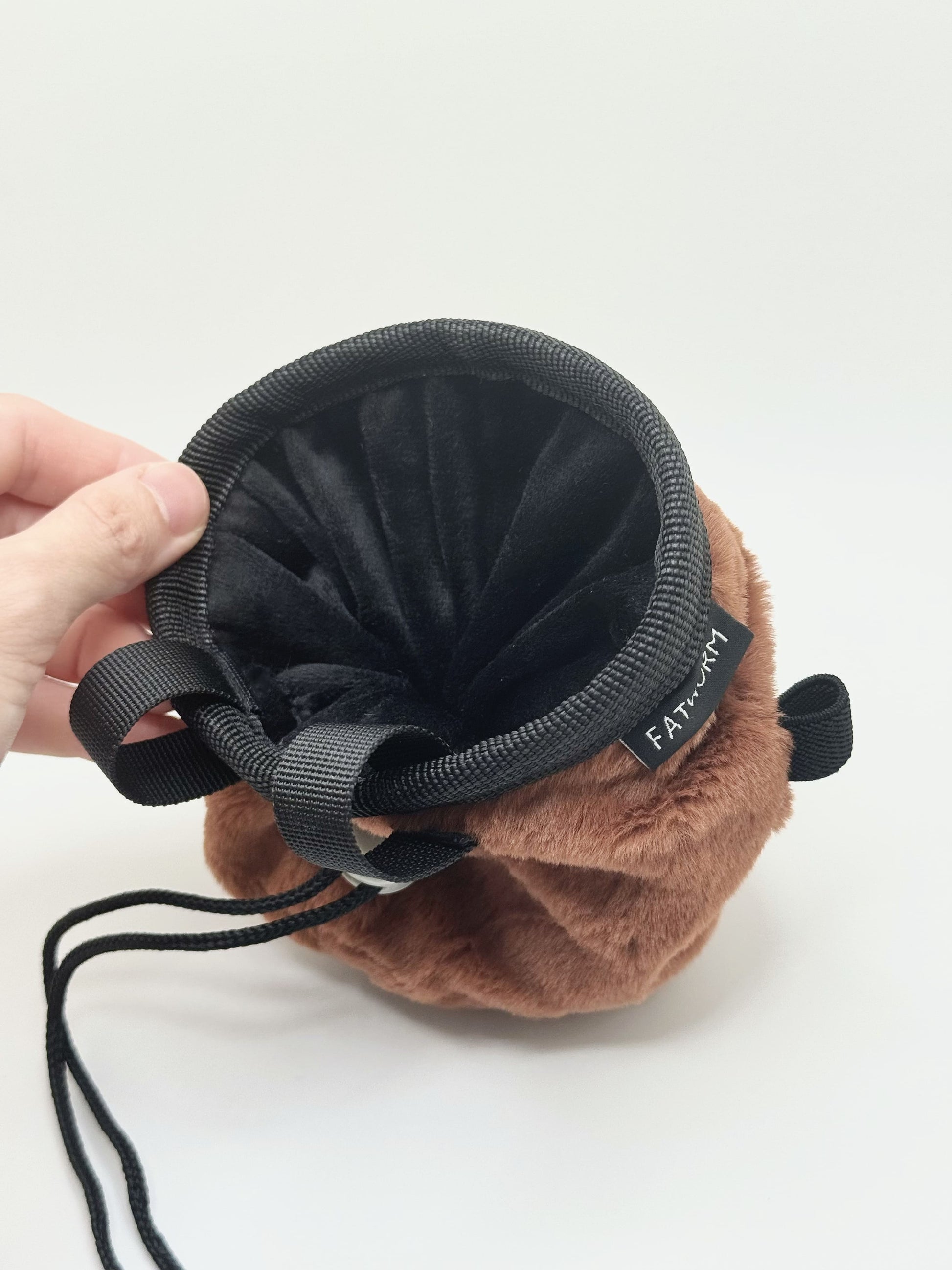 Mini coffee bean plush chalk bag for climbers—cute, handmade, and perfect for coffee lovers. Lightweight, functional, and ready for climbing