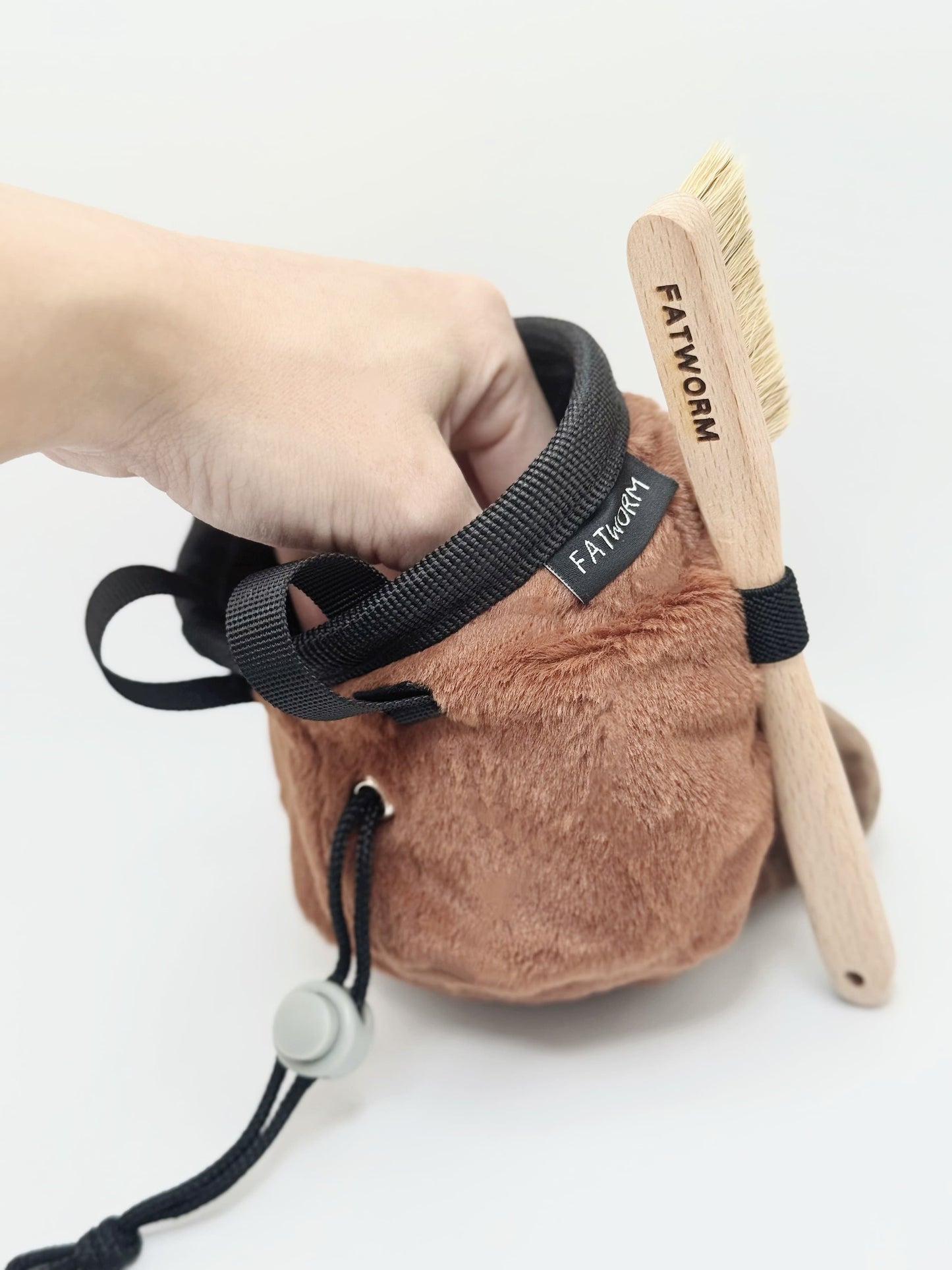 Mini coffee bean plush chalk bag for climbers—cute, handmade, and perfect for coffee lovers. Lightweight, functional, and ready for climbing