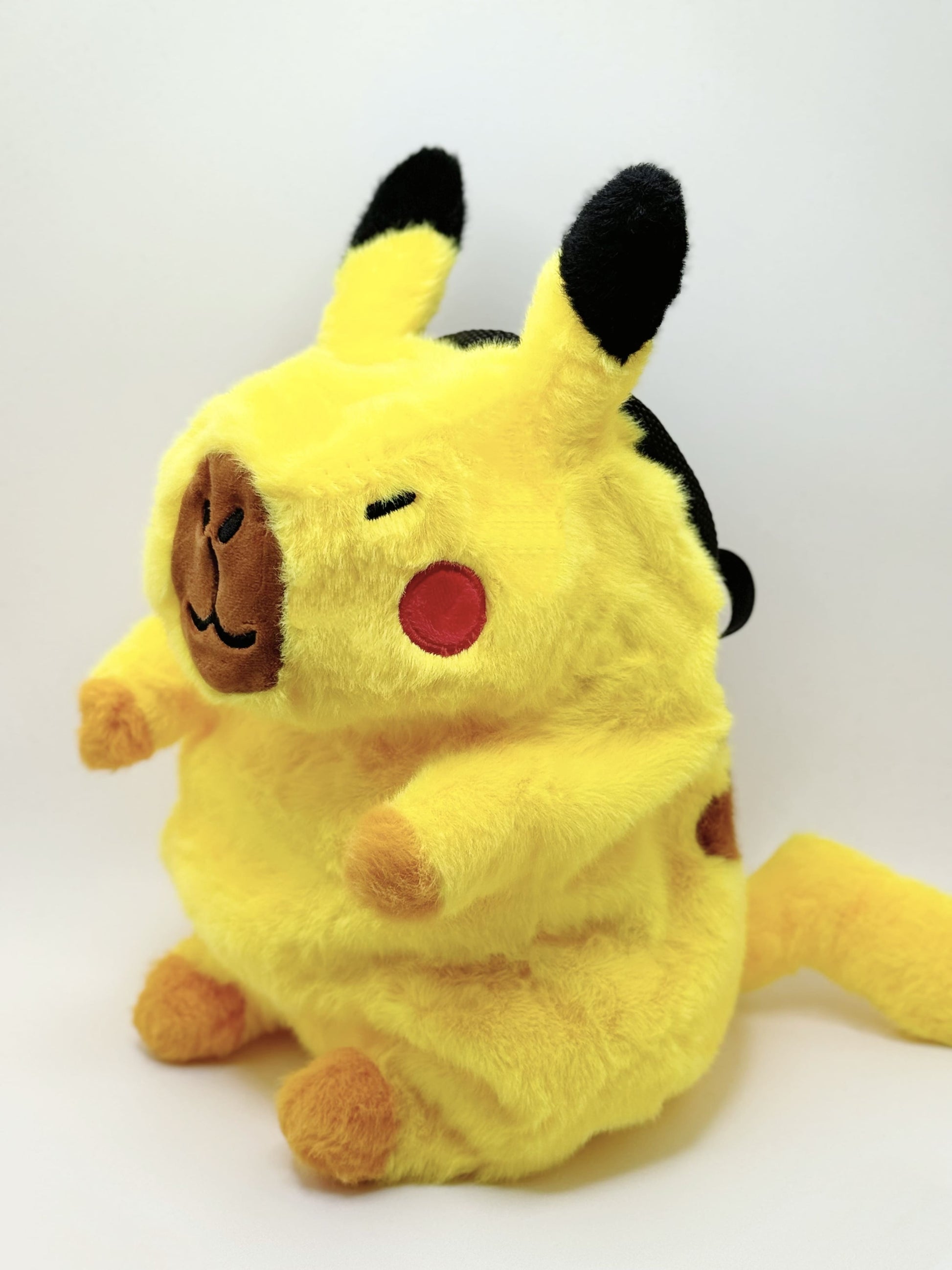 pikachu capybara pokemon pikabara climbing chalk bag  plush anime bouldering outdoor 